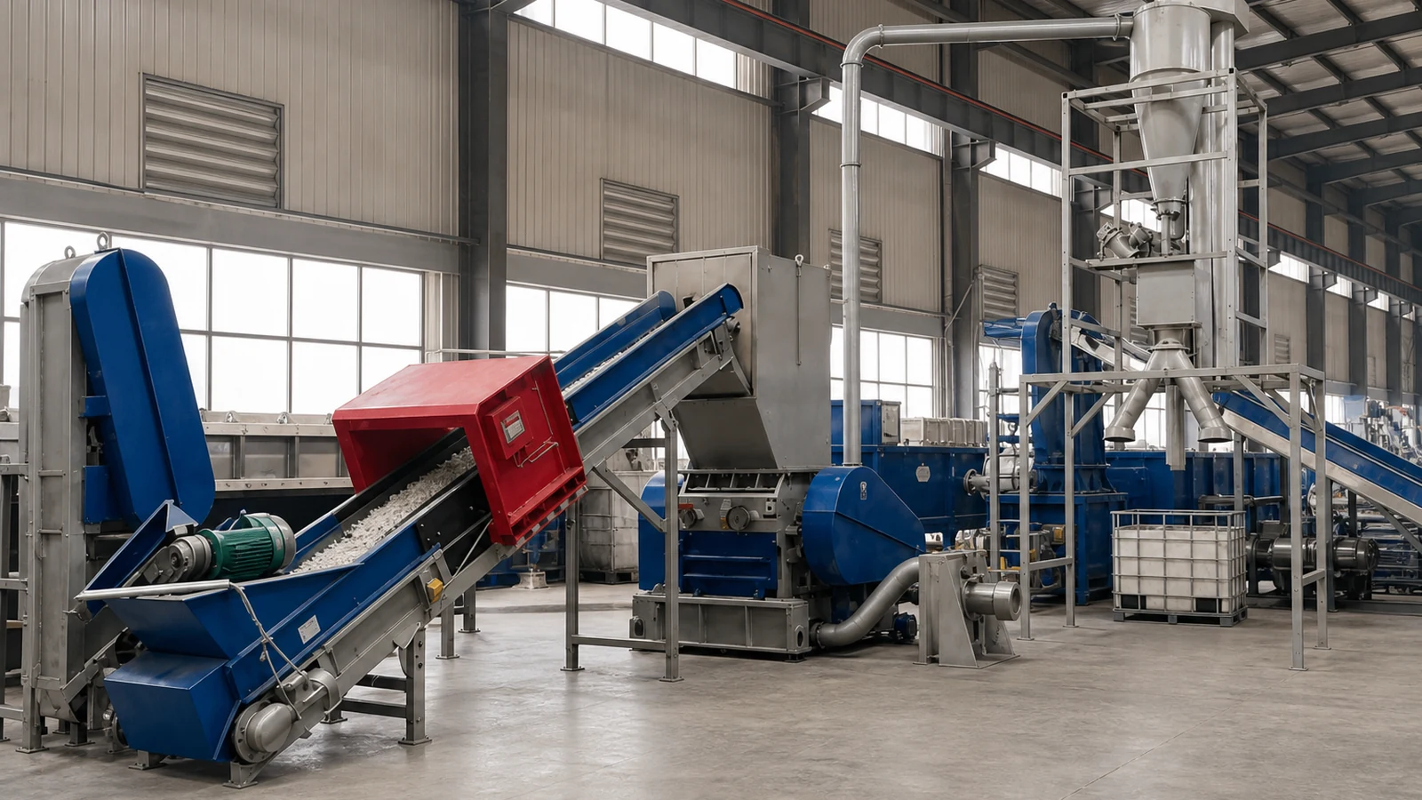 Plastic crusher and shredder machine