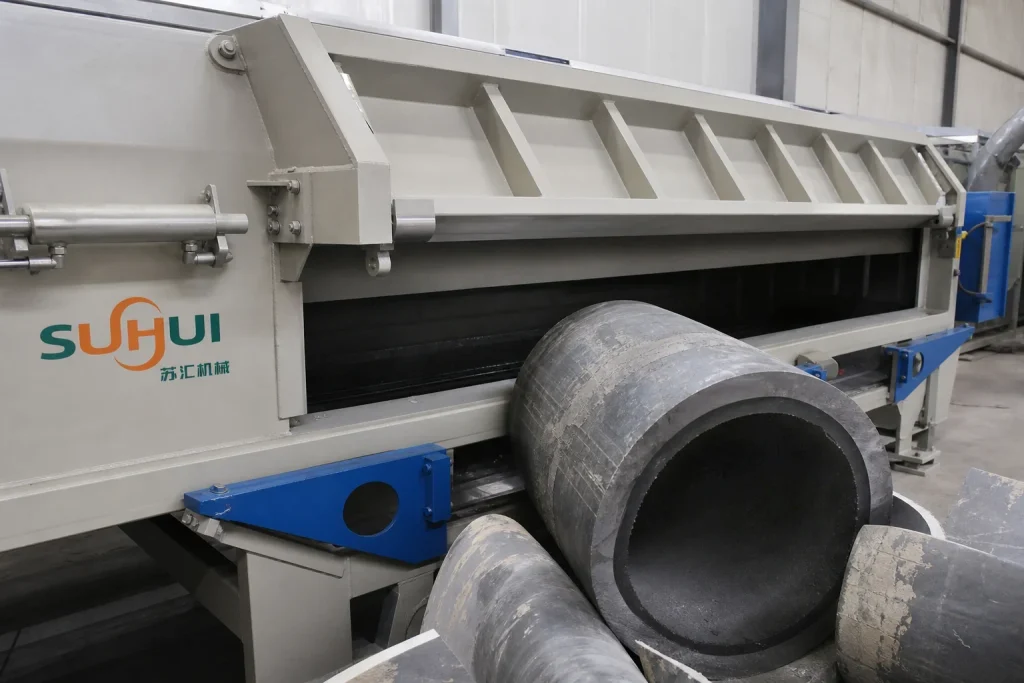 HDPE pipe shredder reinforced feed opening with large thick wall HDPE pipe sections